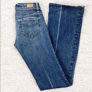 Paige Denim Jeans Laurrel Canyon Light Flair 24